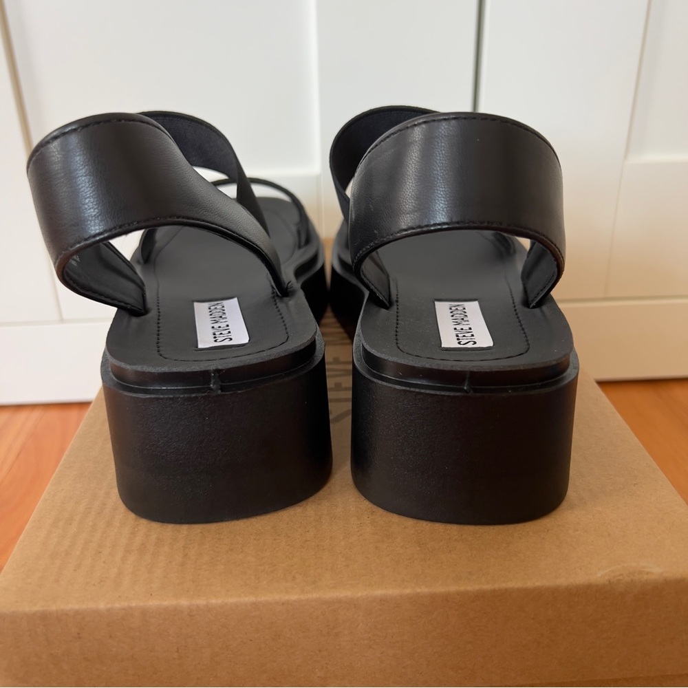 Steve Madden Jovial Black Platform Sandals - Picture 5 of 6